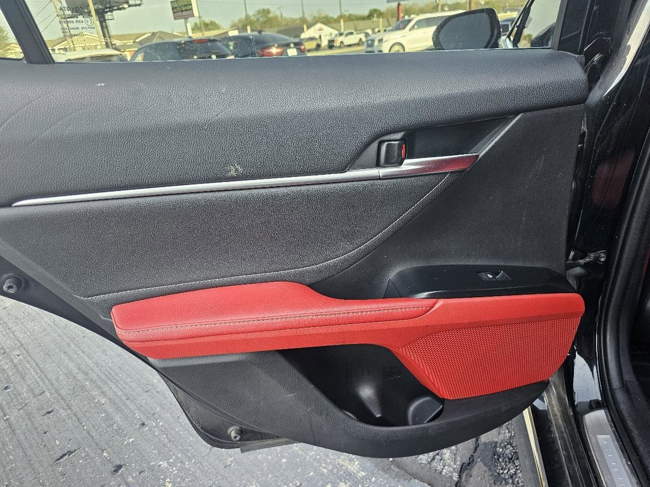 Used 2018 Toyota Camry XSE w/ Driver Assist Package FWD image 43