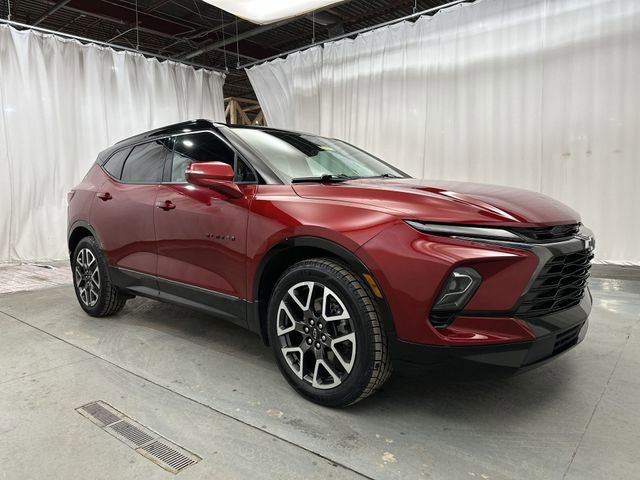 Used 2023 Chevrolet Blazer RS w/ Driver Confidence II Package image 13