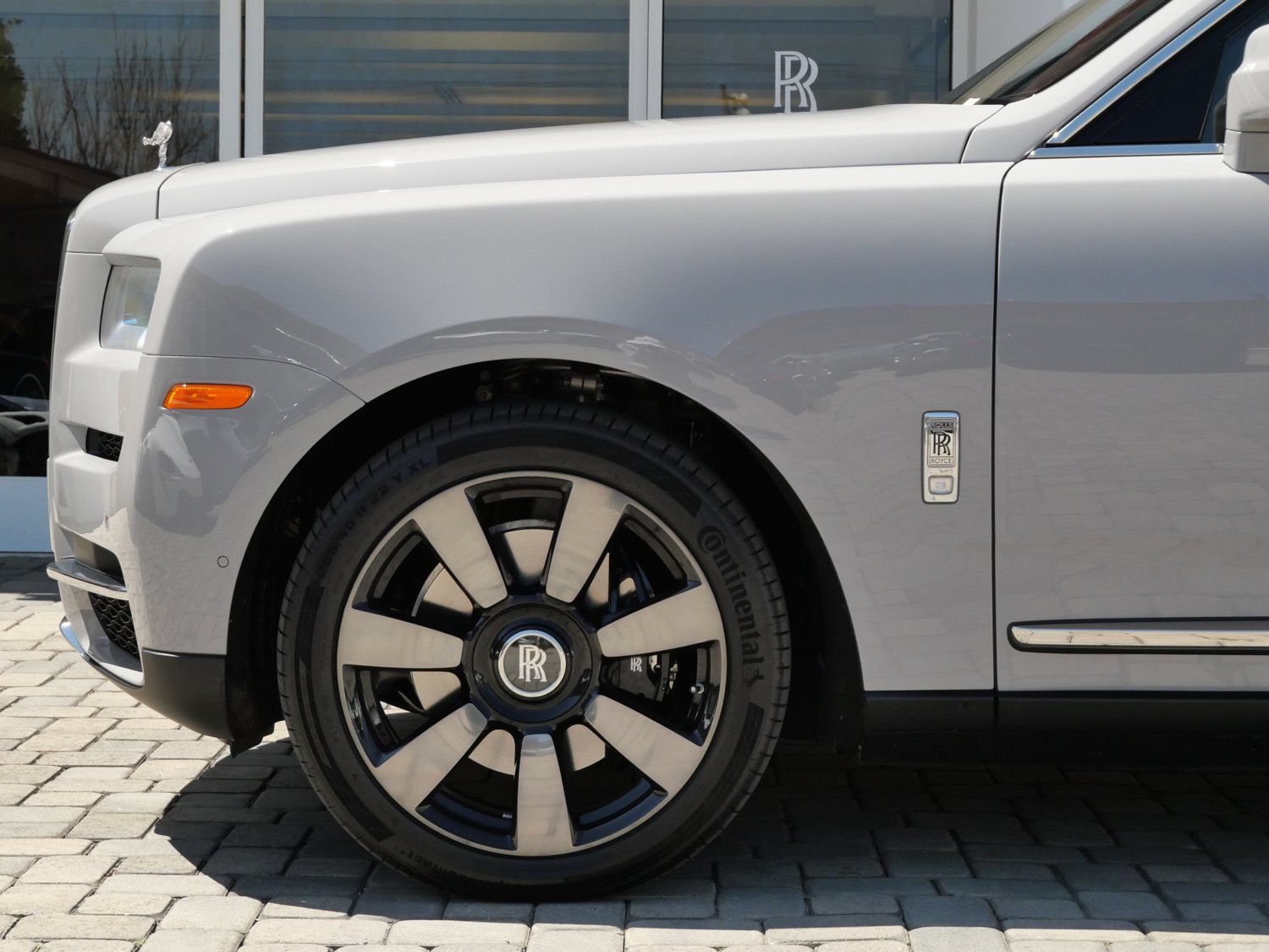 Certified 2024 Rolls-Royce Cullinan AWD/4WD image 12