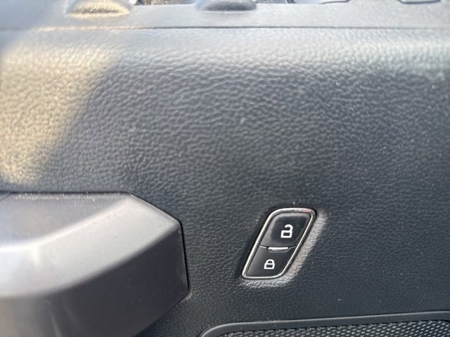 Used 2019 Ford F150 XLT w/ Equipment Group 302A Luxury image 12