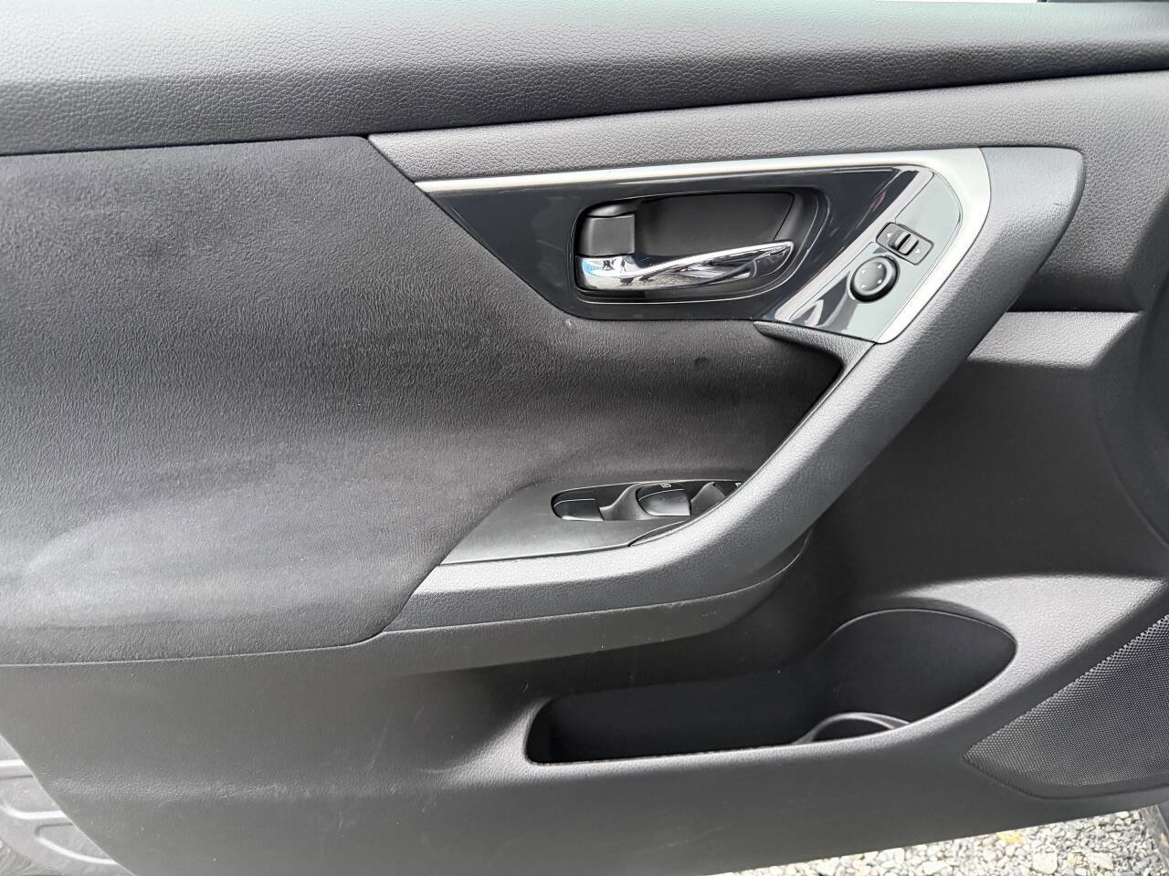 Used 2014 Nissan Altima 2.5 S FWD image 14