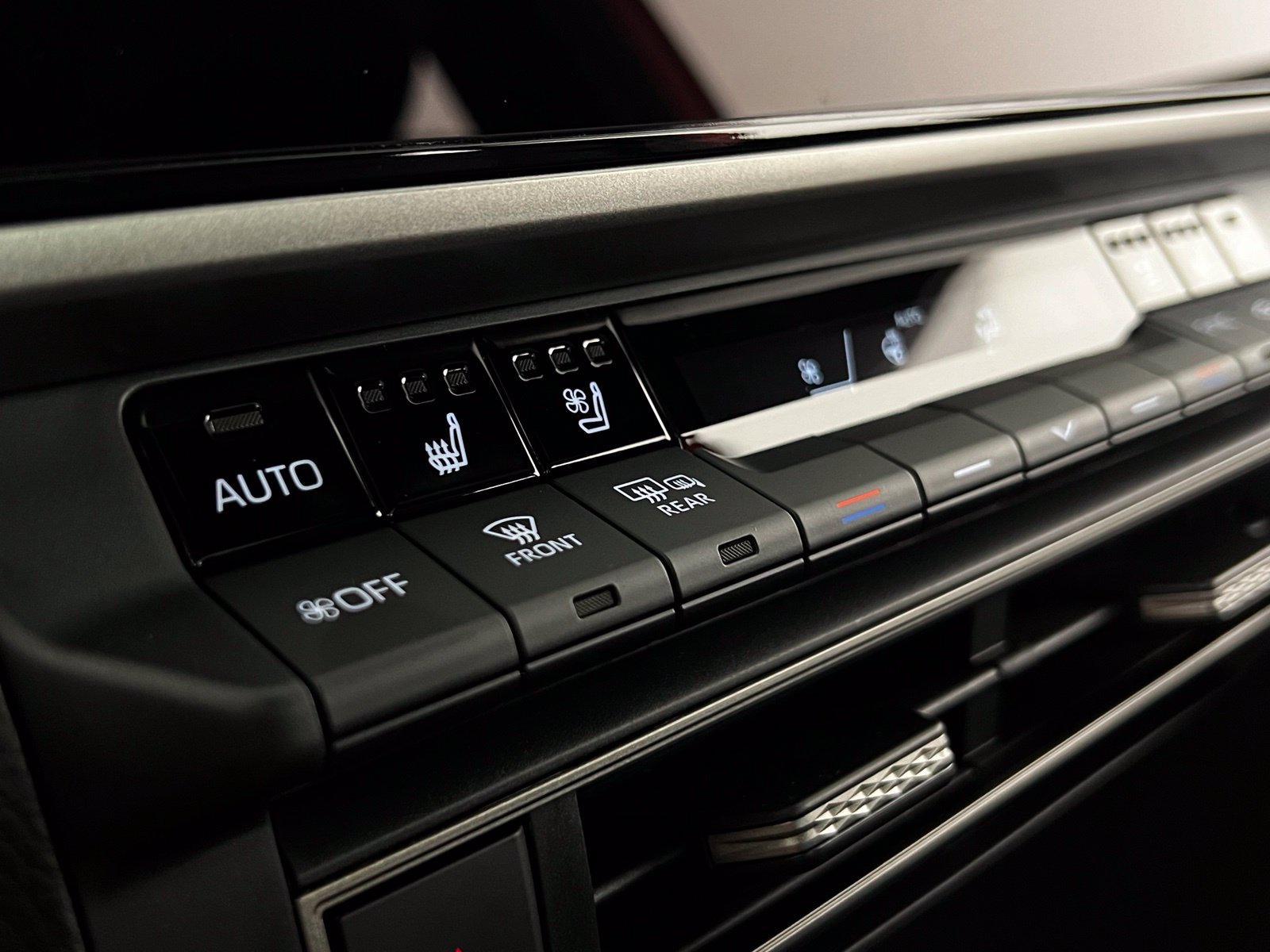 New 2026 Toyota Camry XSE FWD image 14