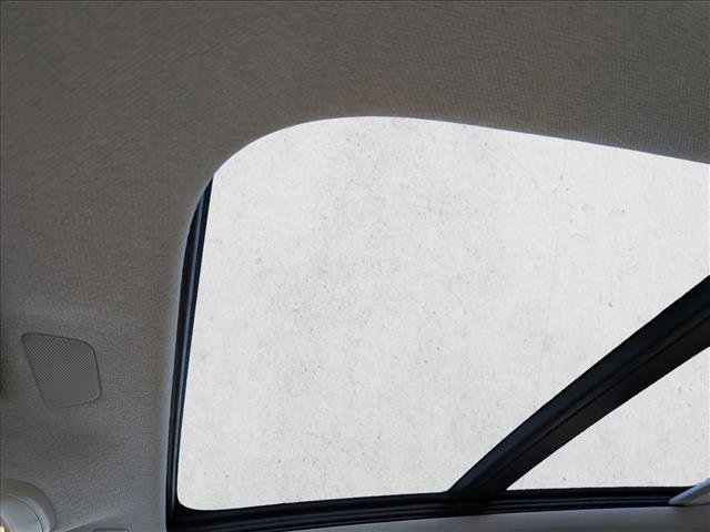 Certified 2026 Volvo XC40 B5 Plus w/ Protection Package Premier image 12