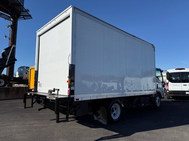 Used 2023 Isuzu NPR image 7