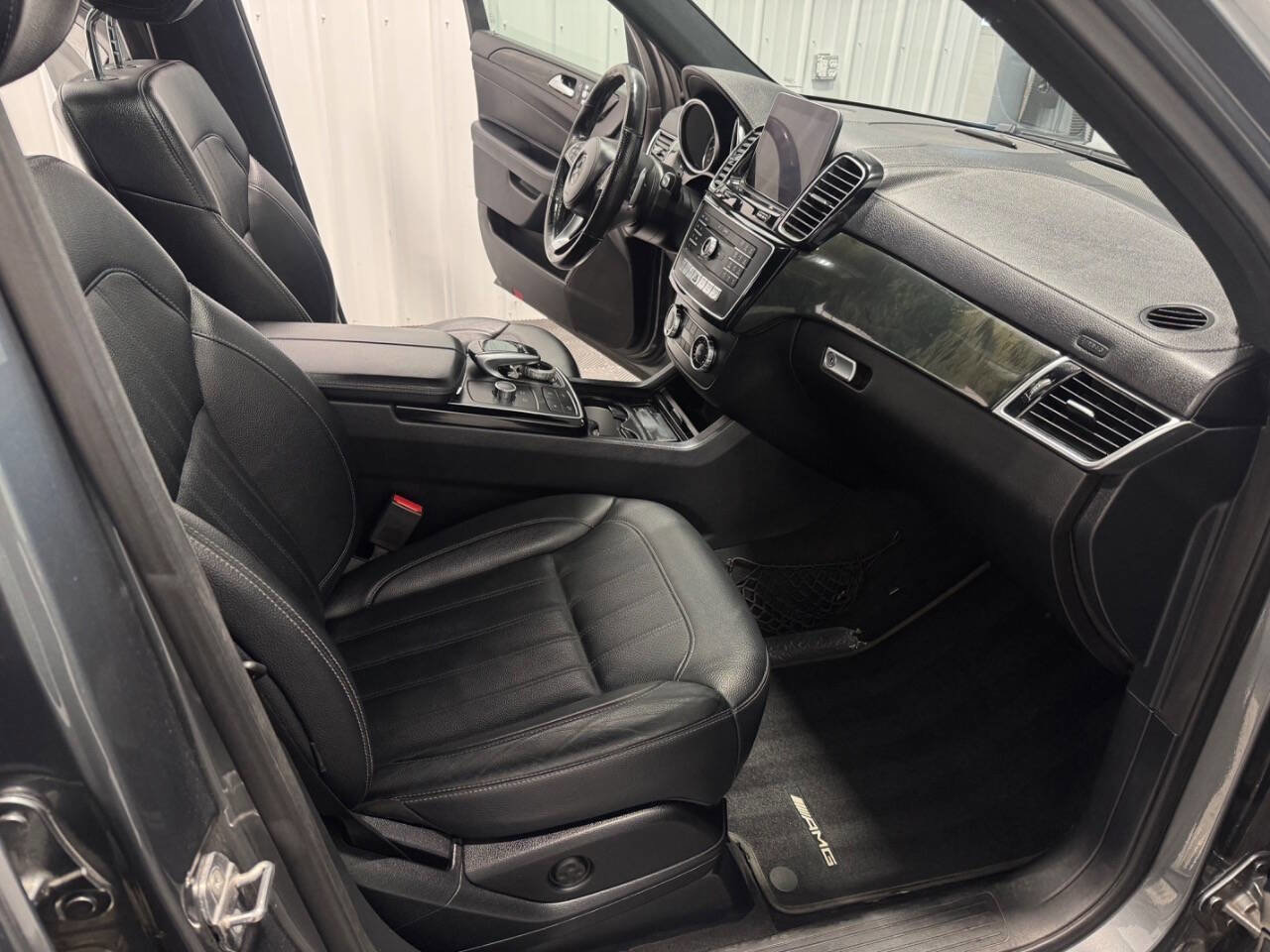 Used 2018 Mercedes-Benz GLS 450 4MATIC image 23
