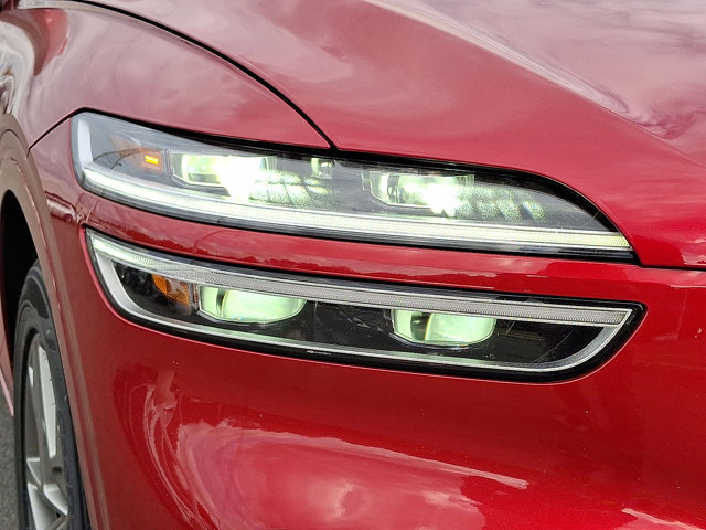 Used 2025 Genesis GV70 2.5T image 29