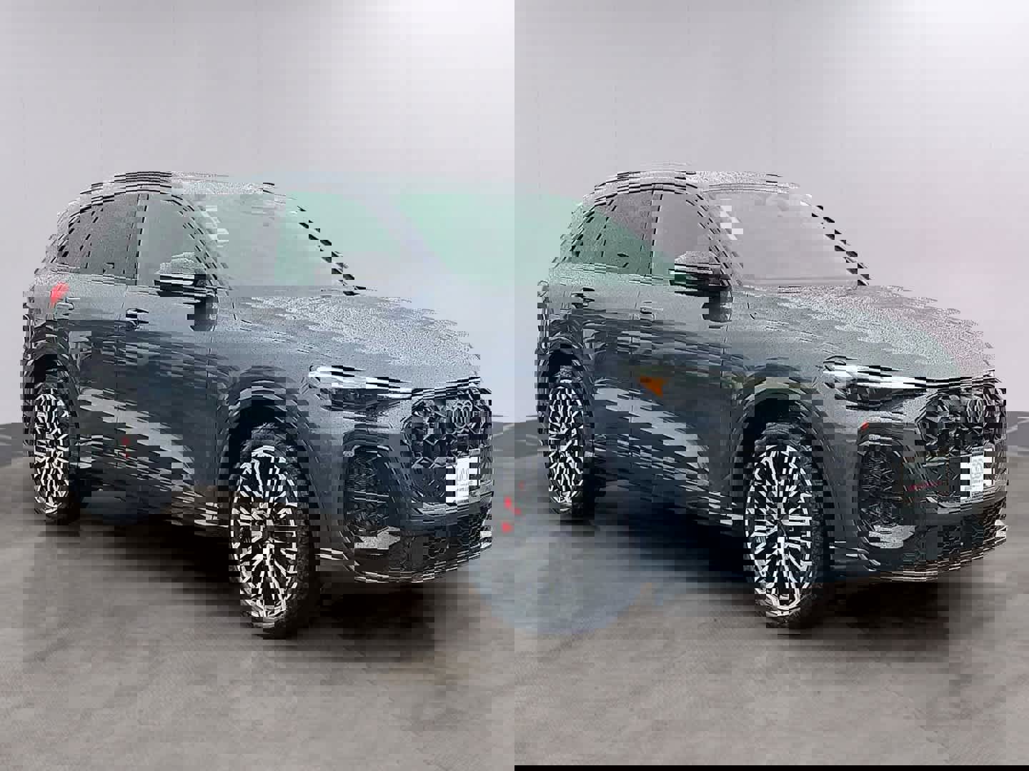 New 2026 Audi SQ5 Premium Plus image 2