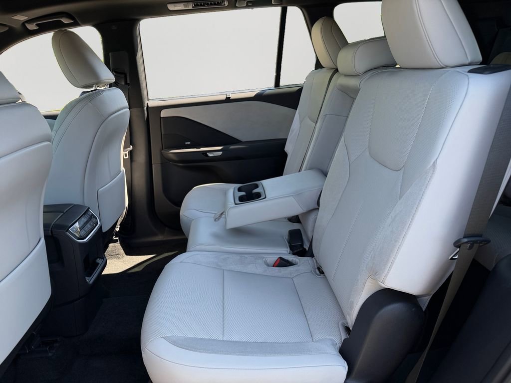 Certified 2026 Lexus TX 350 AWD w/ Technology Package image 12