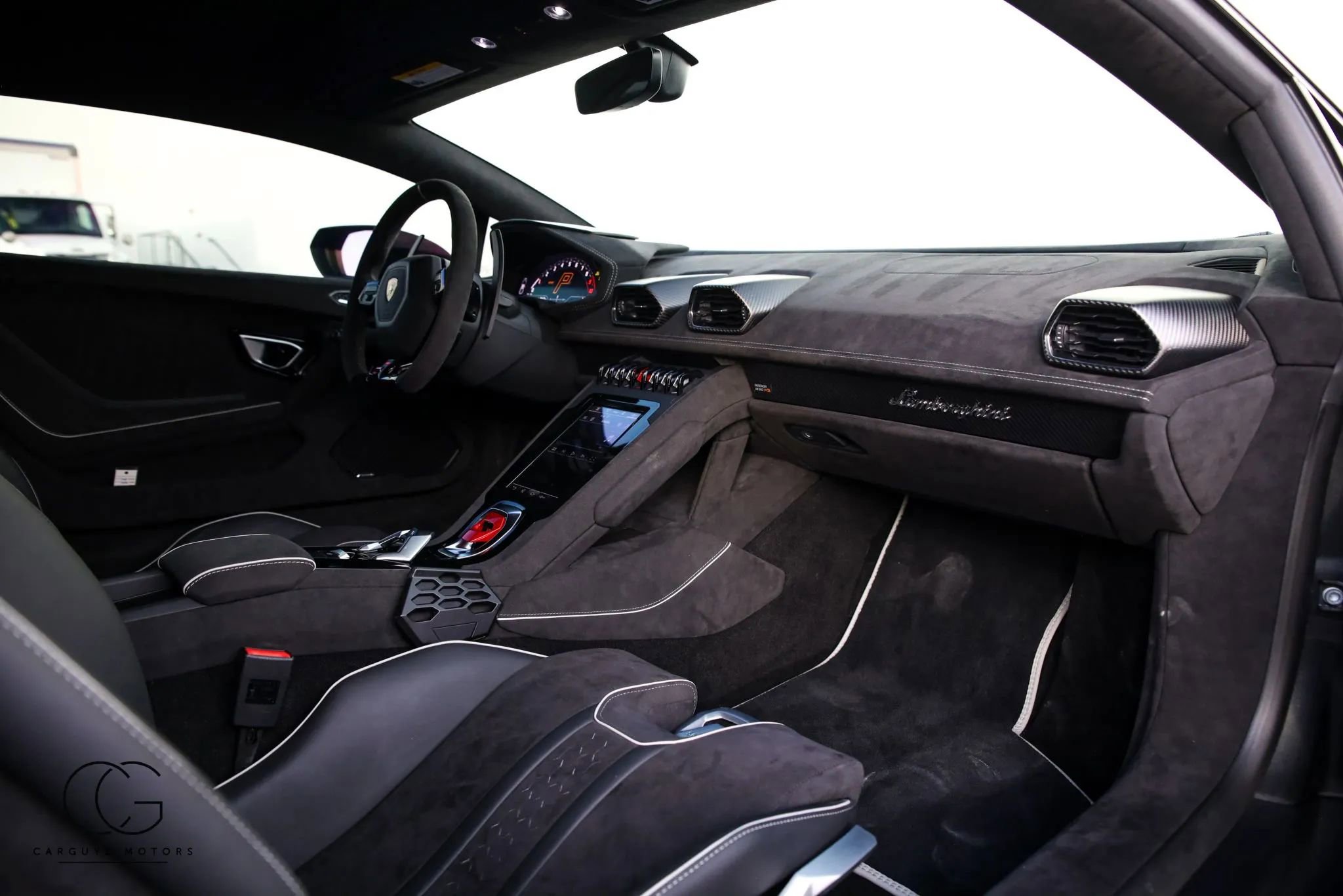 Used 2024 Lamborghini Huracan Sterrato AWD/4WD image 58