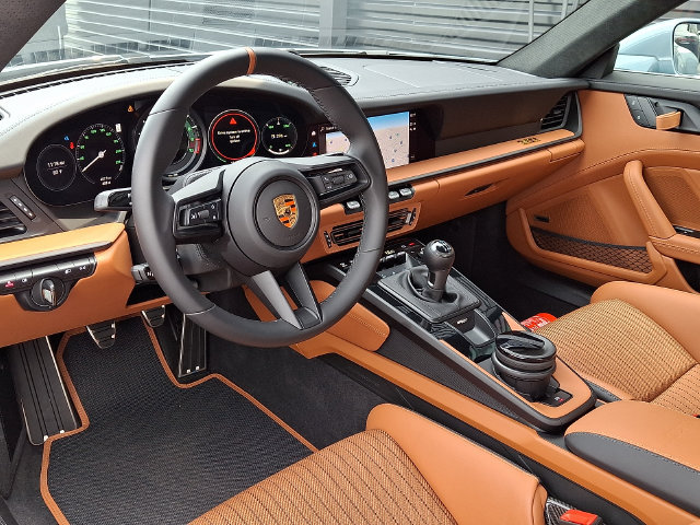 Certified 2024 Porsche 911 GT3 RS RWD image 4