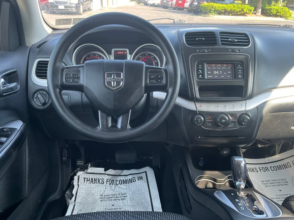 Used 2017 Dodge Journey SE FWD image 19