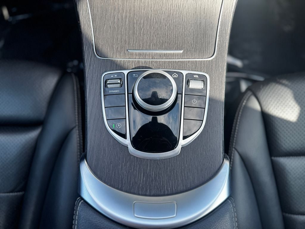 Used 2020 Mercedes-Benz C 300 4MATIC Sedan image 17