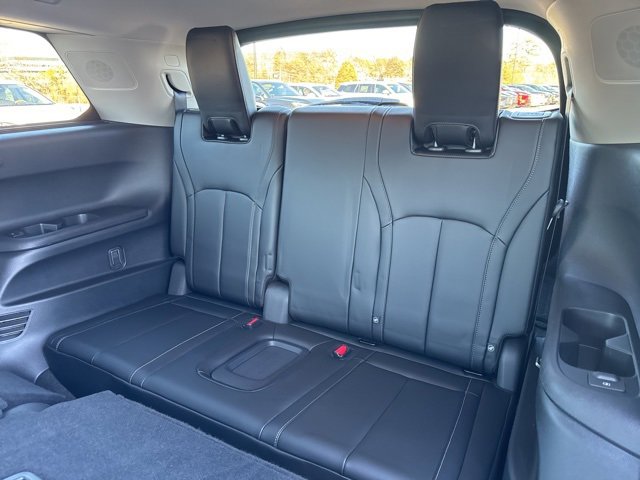 Used 2023 INFINITI QX60 Sensory w/ Cargo Package image 23