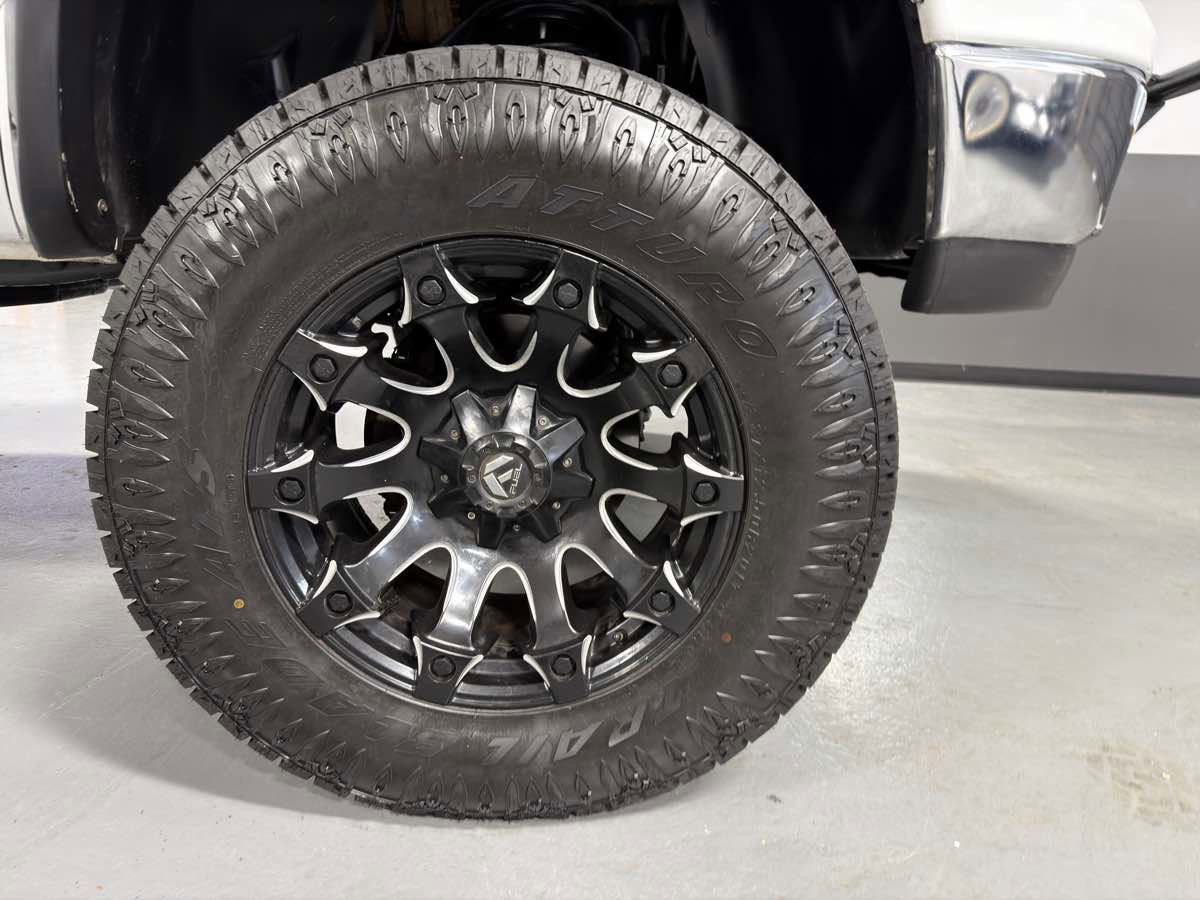 Used 2005 Dodge Ram 2500 Truck SLT w/ Trailer Tow Group AWD/4WD image 2