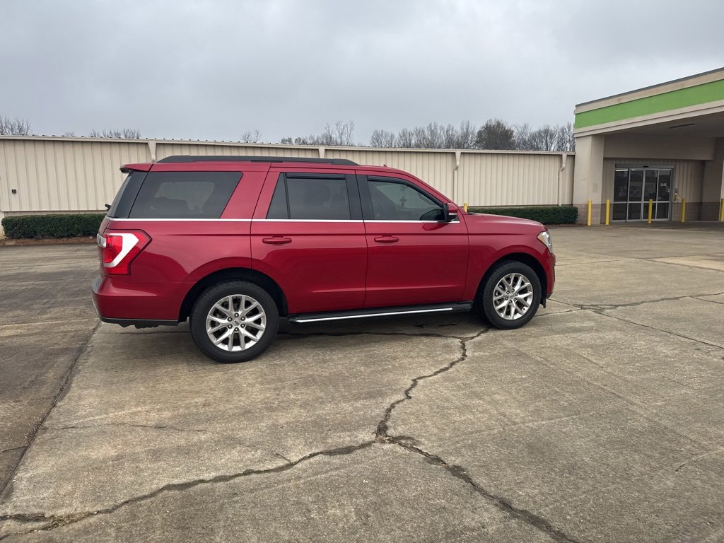 Used 2021 Ford Expedition XLT image 12
