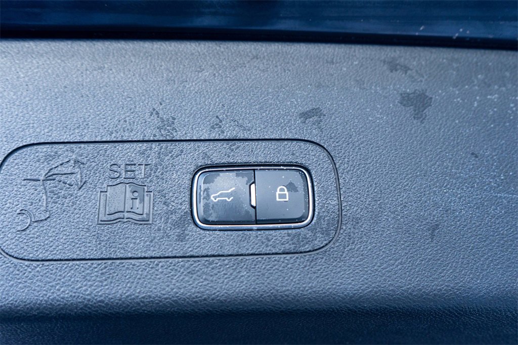 Used 2024 Lincoln Aviator Reserve AWD/4WD image 10