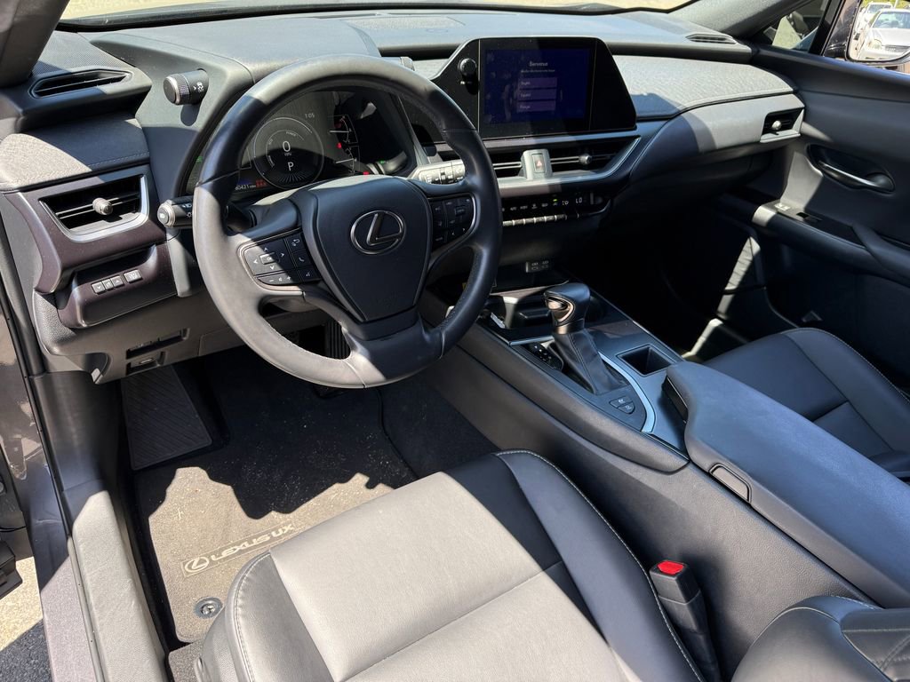 Used 2023 Lexus UX 250h FWD image 8