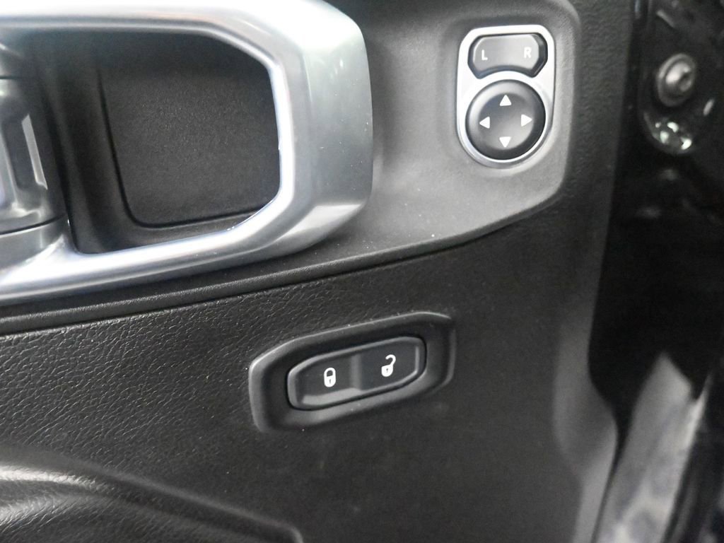 Used 2023 Jeep Wrangler Sport S image 24