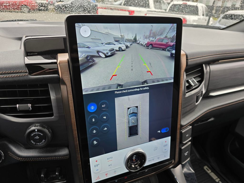 Used 2023 Ford F150 Lightning Lariat w/ Equipment Group 511A High image 23