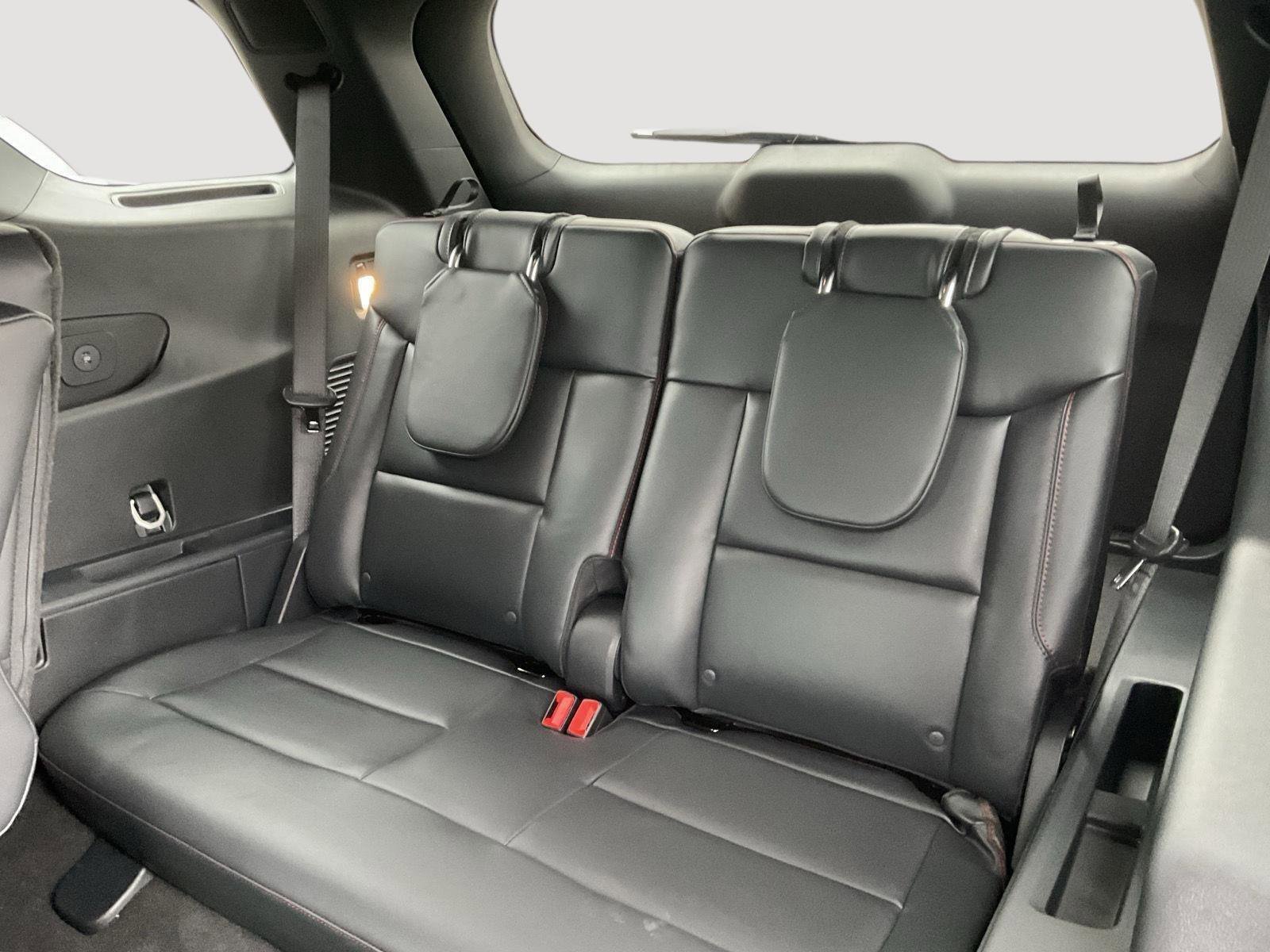 New 2026 Ford Explorer ST-Line image 16