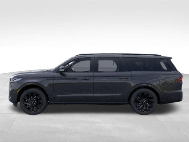 New 2026 Lincoln Navigator L Reserve w/ Jet Appearance Package AWD/4WD image 33