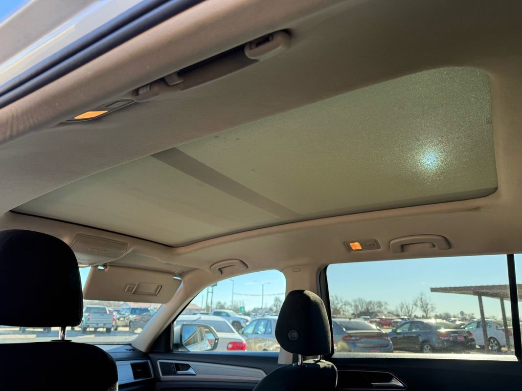 Used 2018 Volkswagen Atlas Launch Edition image 17