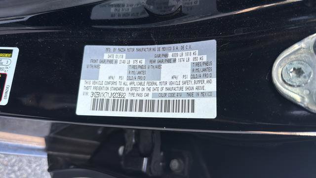 Used 2018 MAZDA MAZDA3 Sport FWD image 30