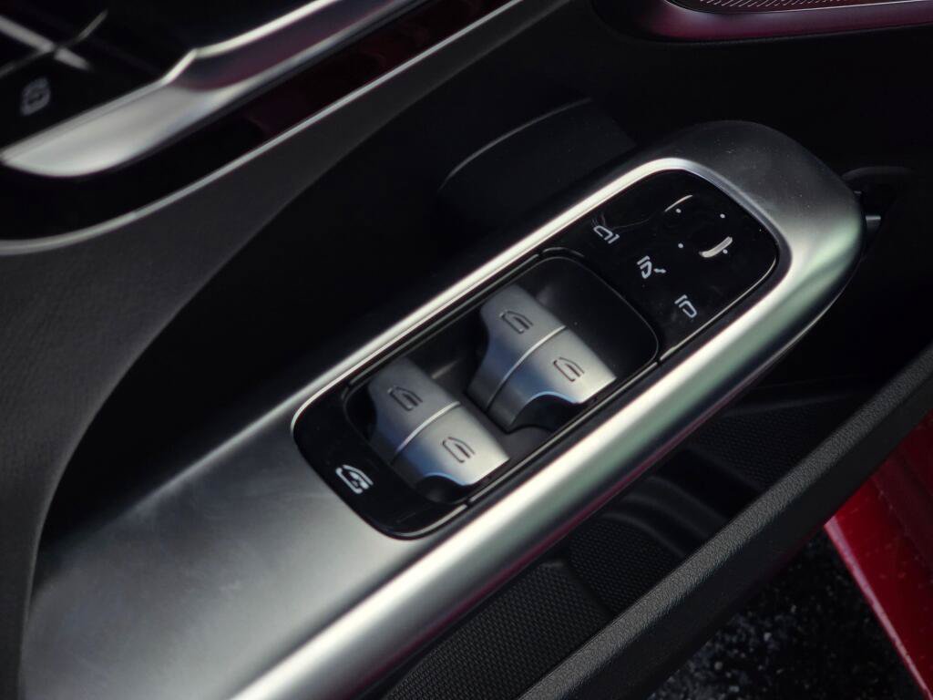 New 2026 Mercedes-Benz C 300 4MATIC Sedan image 35