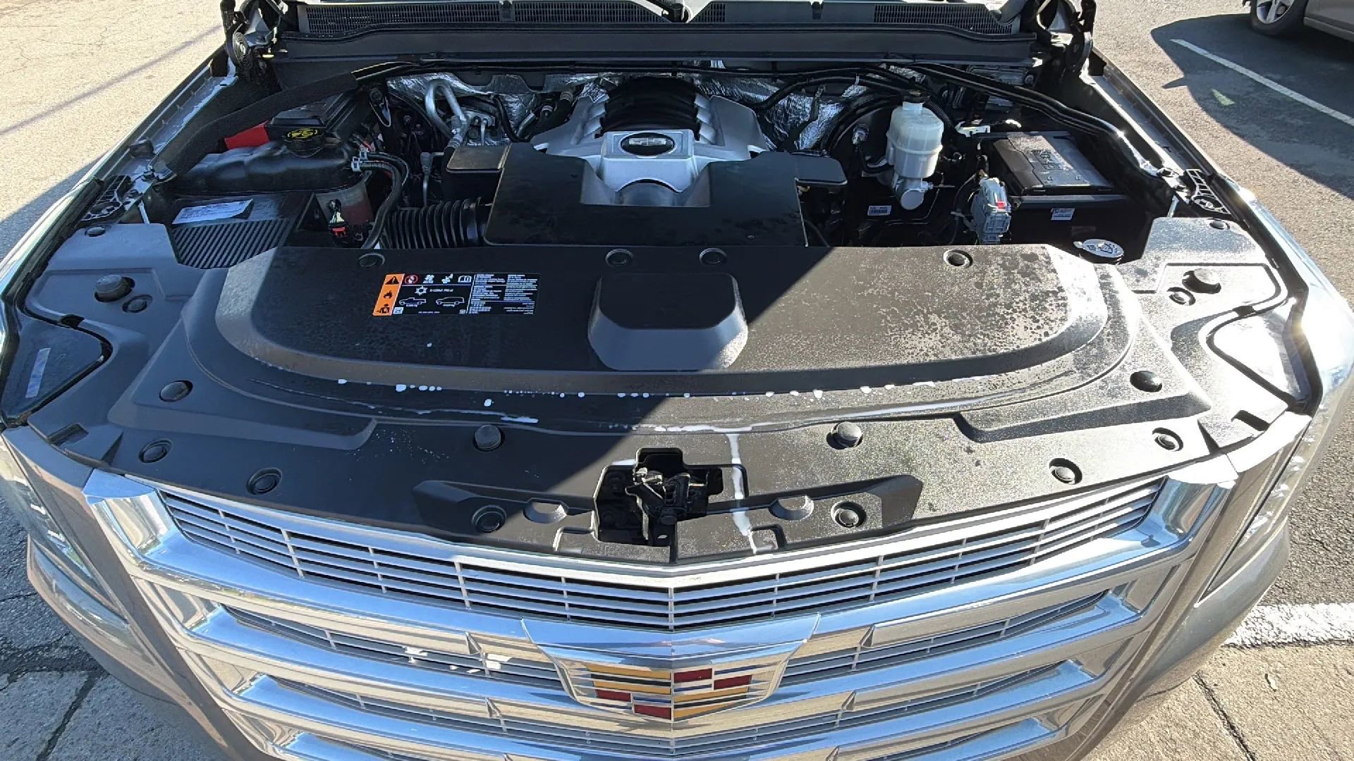 Used 2017 Cadillac Escalade ESV Premium Luxury AWD/4WD image 23