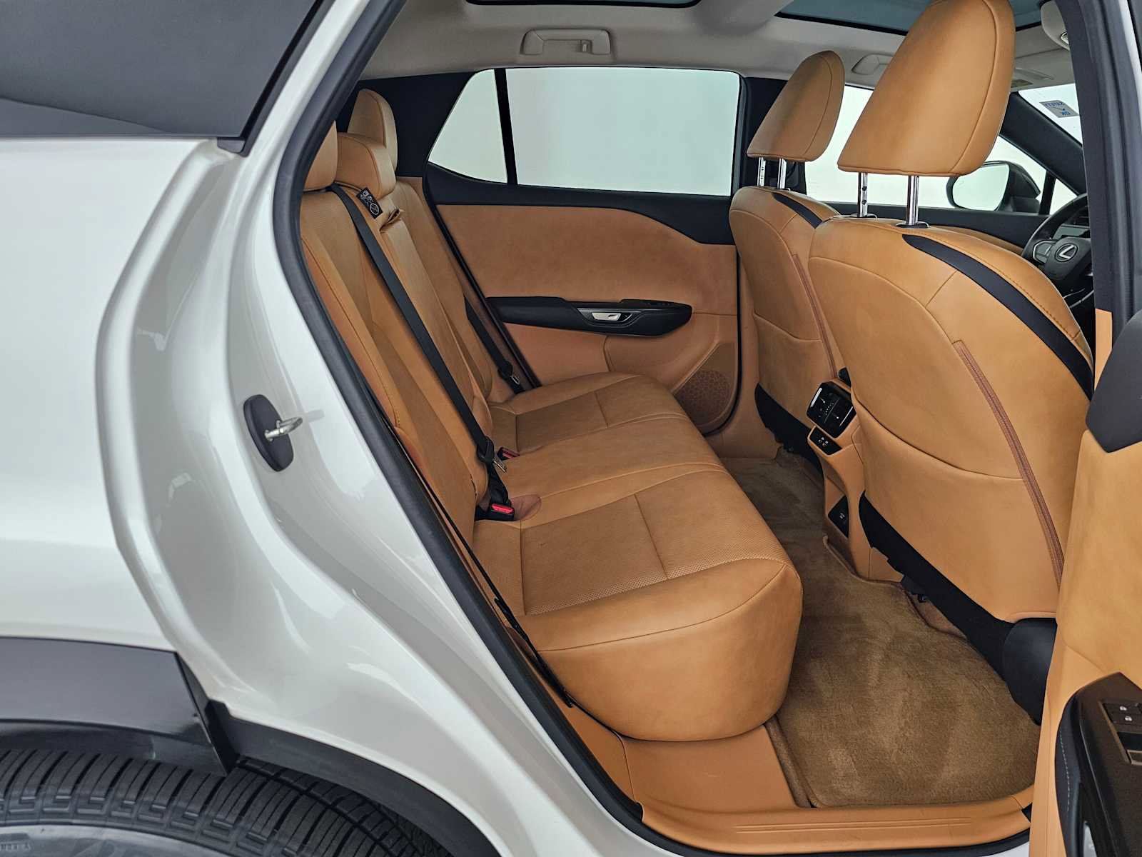 Used 2023 Lexus RZ 450e Premium w/ Technology Package image 12