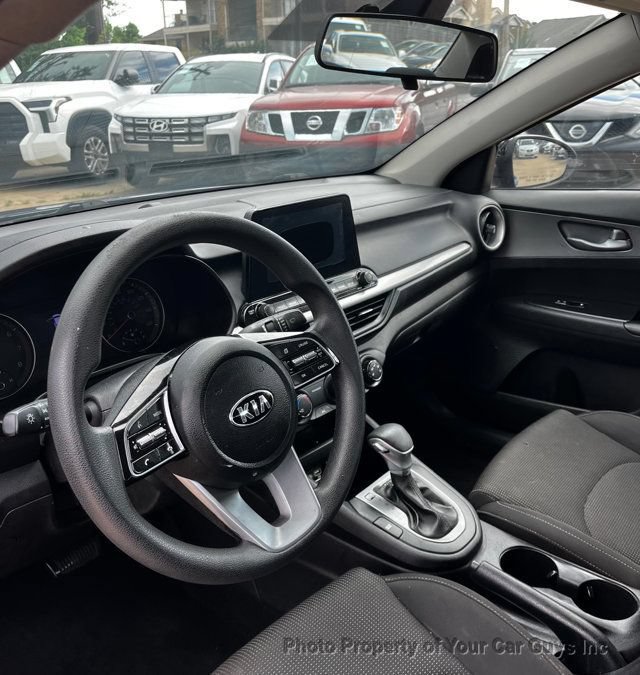 Used 2020 Kia Forte LXS FWD image 10