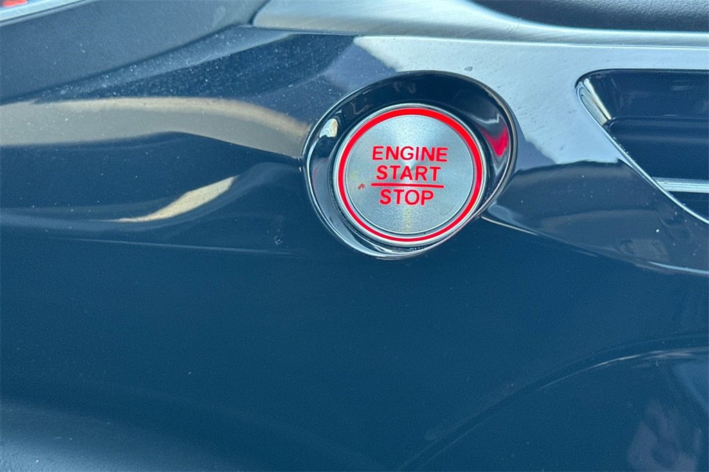 Certified 2023 Acura MDX FWD w/ Technology Package image 29