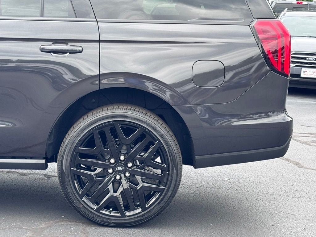 New 2027 Ford Expedition Platinum w/ Stealth Performance Package AWD/4WD image 44