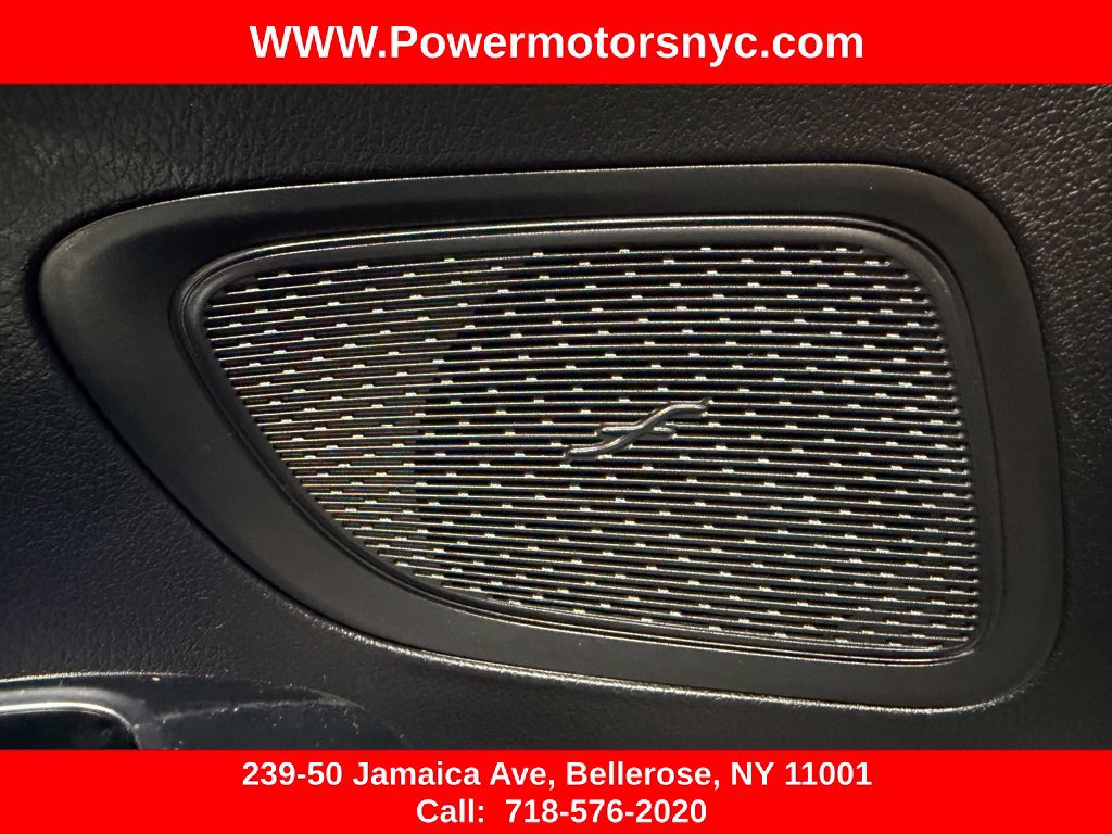 Used 2022 Mercedes-Benz C 300 4MATIC Sedan w/ Pinnacle Trim Package image 41