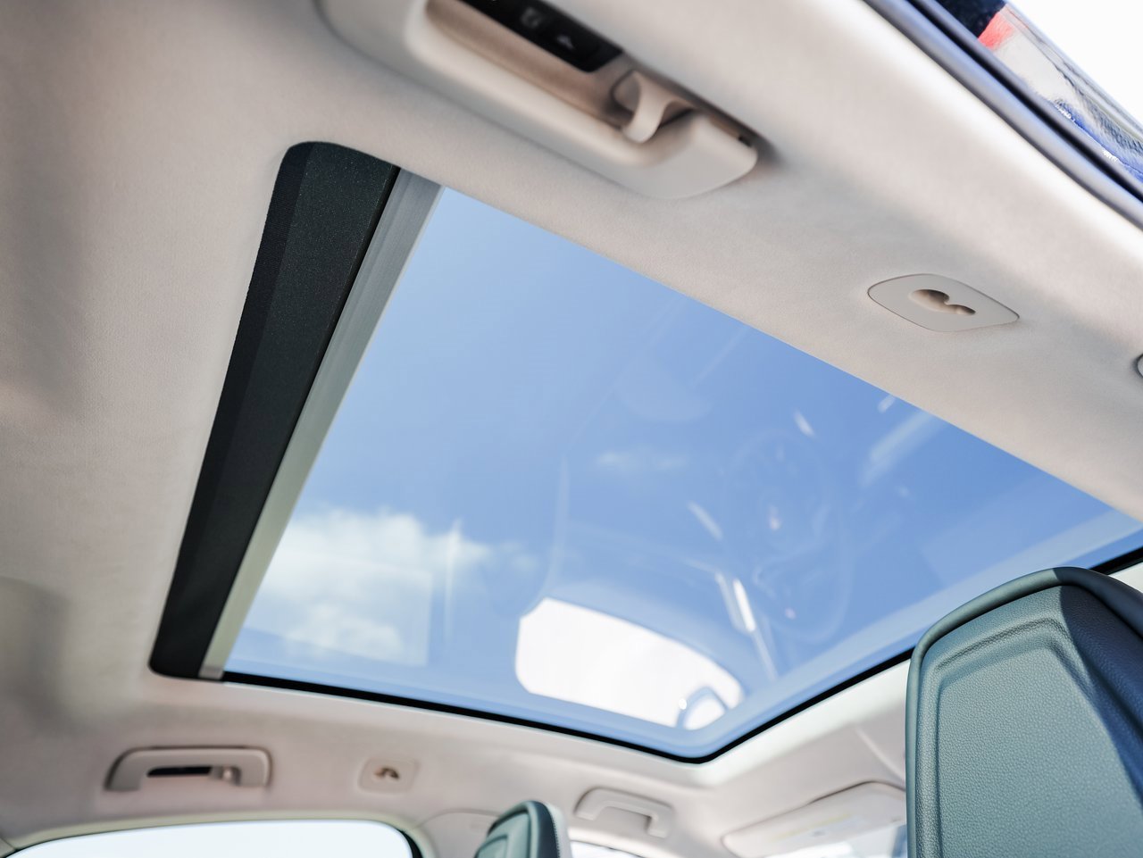 New 2026 Porsche Cayenne S image 29