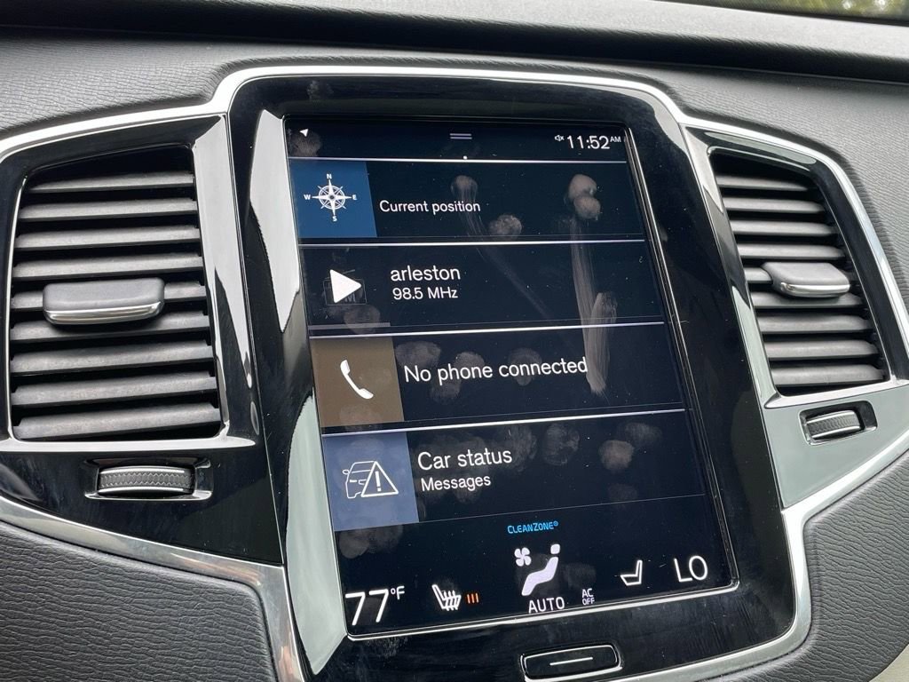 Used 2022 Volvo XC90 T6 Momentum w/ Advanced Package image 11