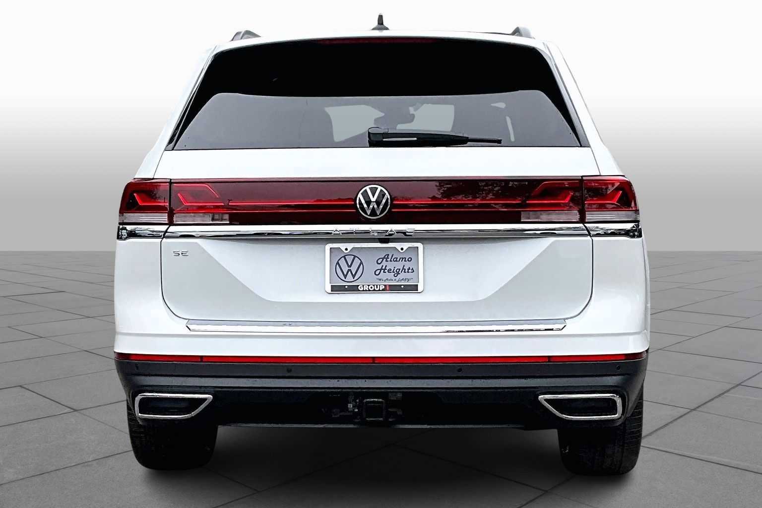 New 2026 Volkswagen Atlas SE FWD image 4