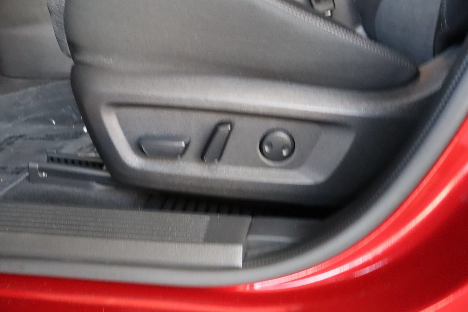 Used 2023 Nissan Rogue SV FWD image 22
