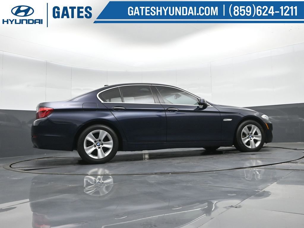 Used 2013 BMW 528i xDrive Sedan image 40