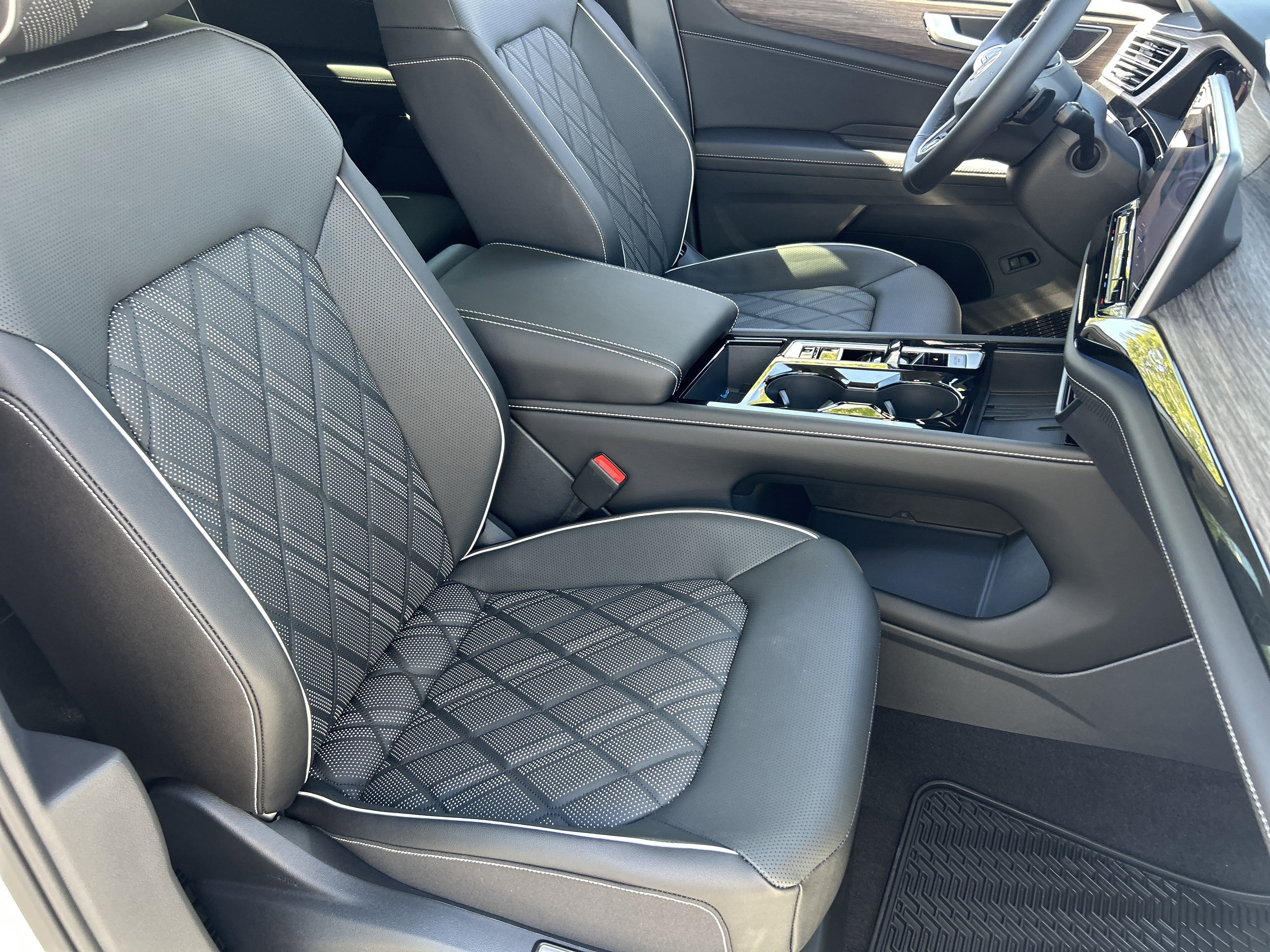 New 2026 Volkswagen Atlas SEL Premium R-Line image 7