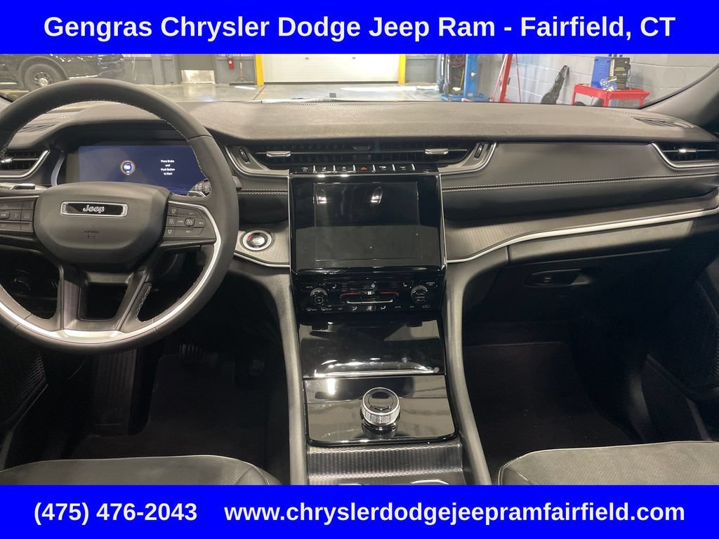 Certified 2025 Jeep Grand Cherokee L Altitude AWD/4WD image 46