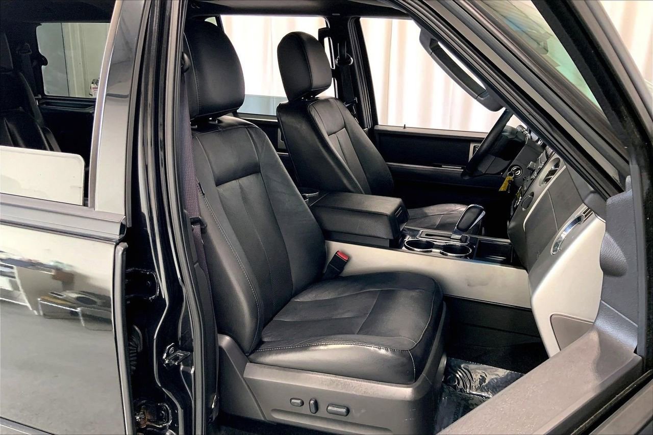 Used 2012 Ford Expedition Limited RWD image 6