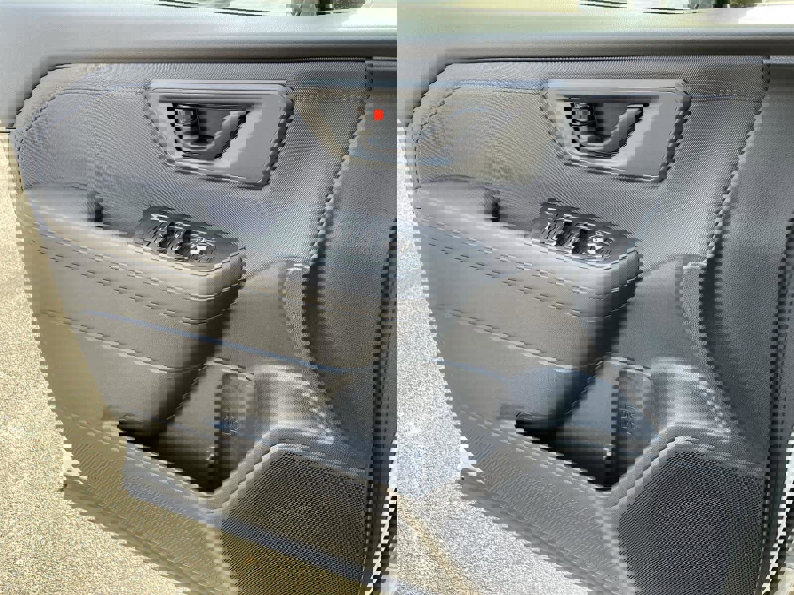 Certified 2025 Subaru Forester Premium w/ Convenience Package #2 image 26