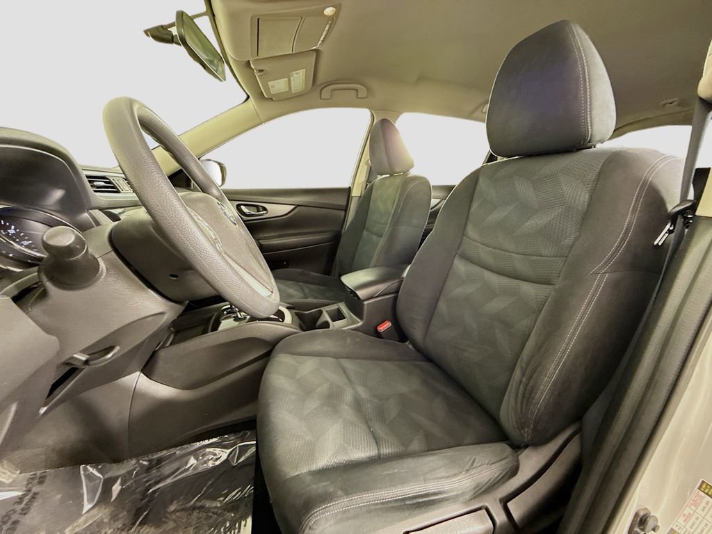Used 2016 Nissan Rogue S image 10