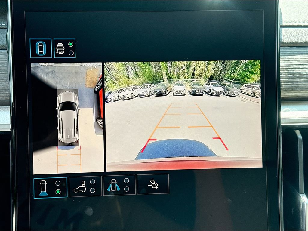 Used 2025 GMC Acadia Denali w/ Super Cruise Package FWD image 12