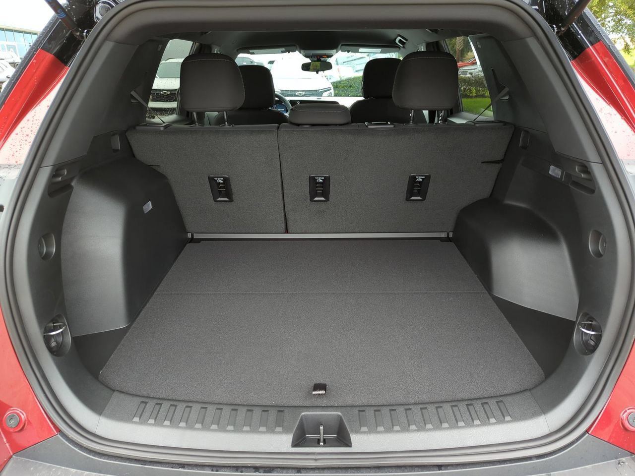 New 2027 Chevrolet Equinox LT FWD image 21