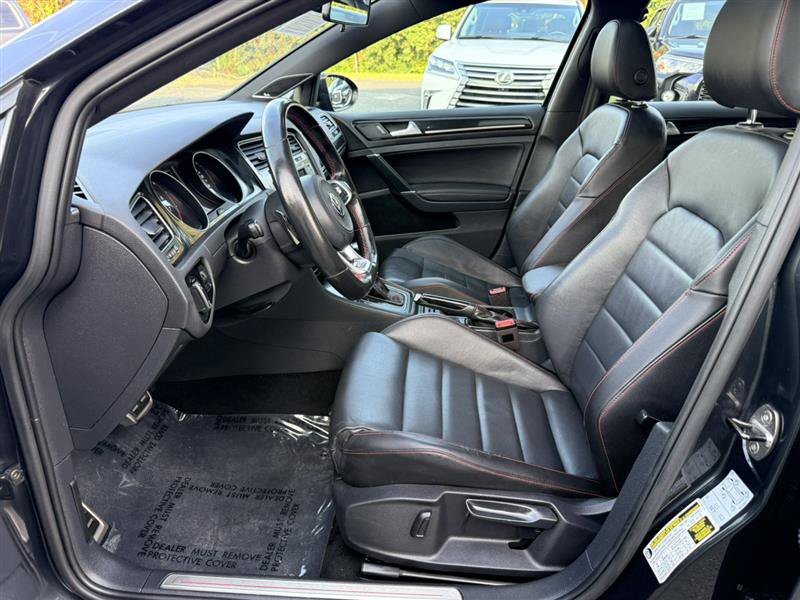 Used 2017 Volkswagen GTI SE FWD image 36