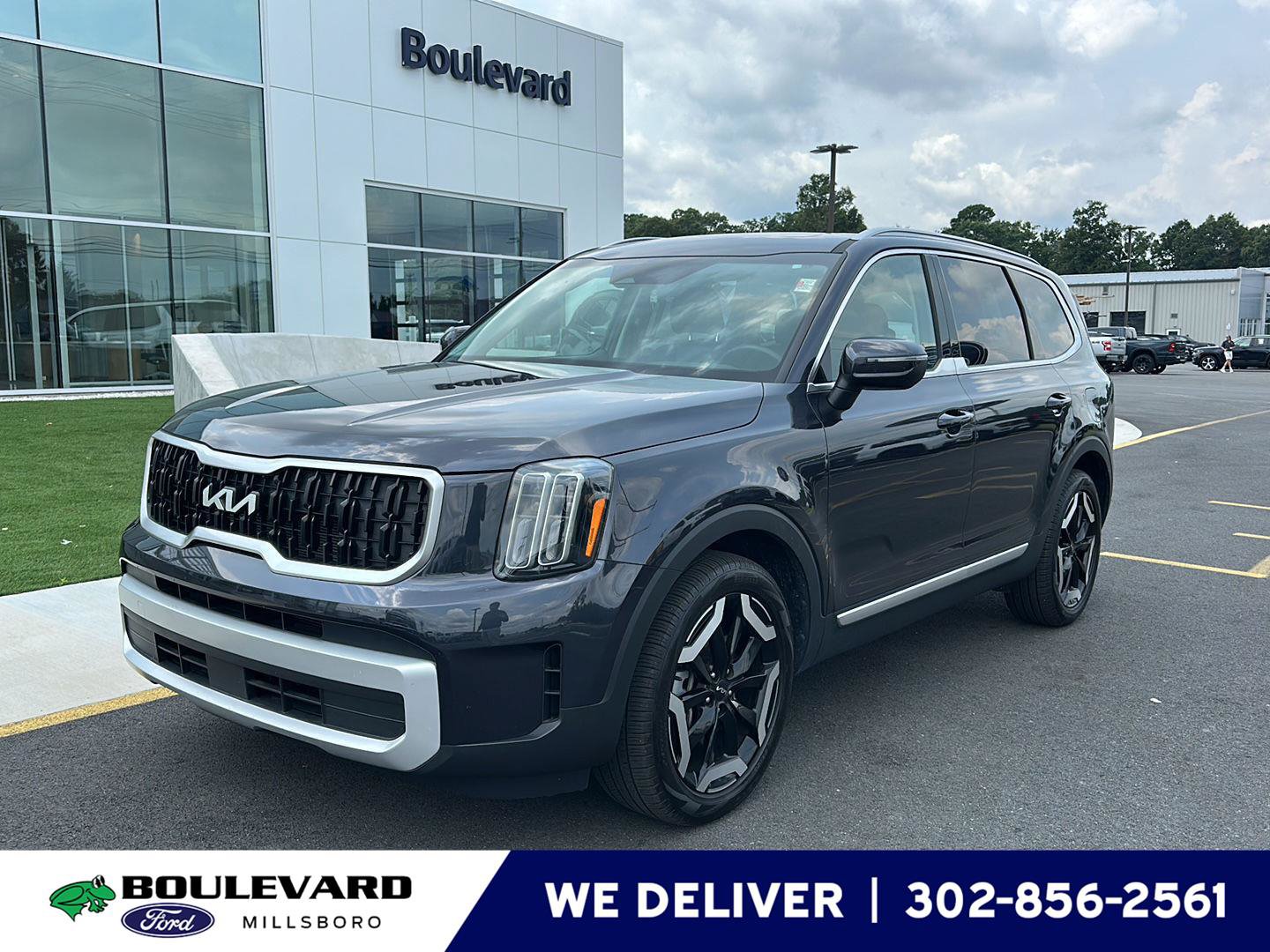 Used 2025 Kia Telluride EX