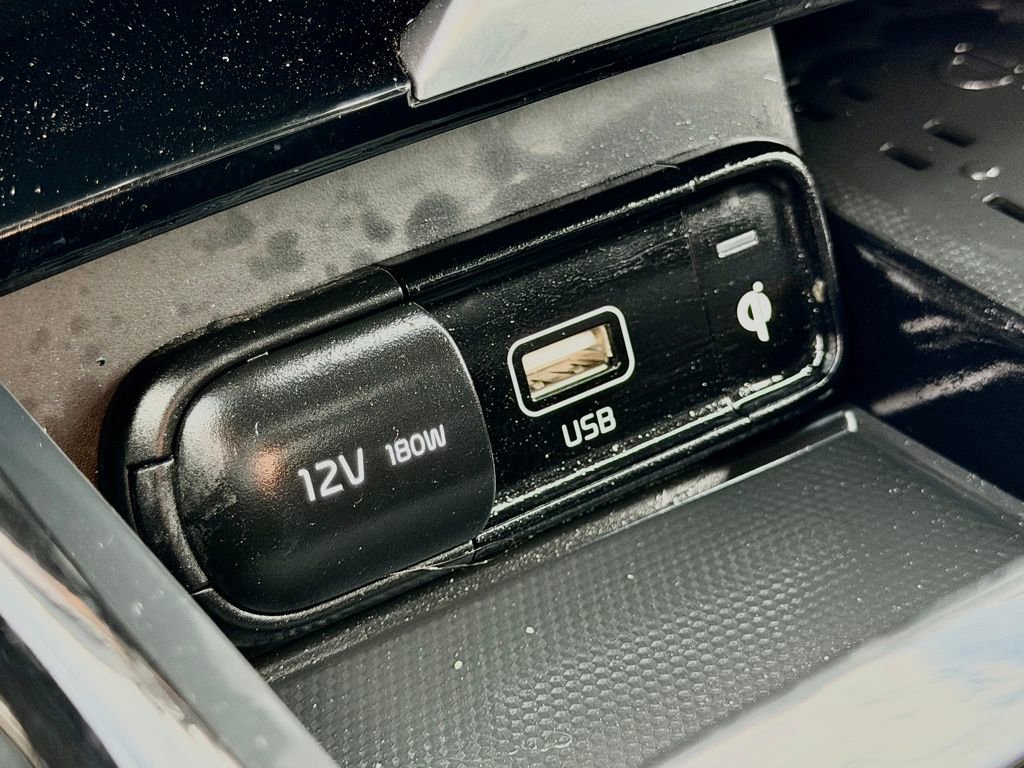 Used 2023 Kia Stinger GT-Line w/ Sun & Sound Package image 27