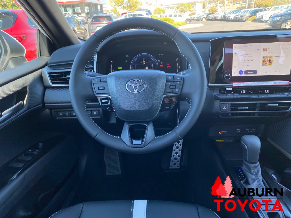 New 2026 Toyota Camry SE FWD image 13